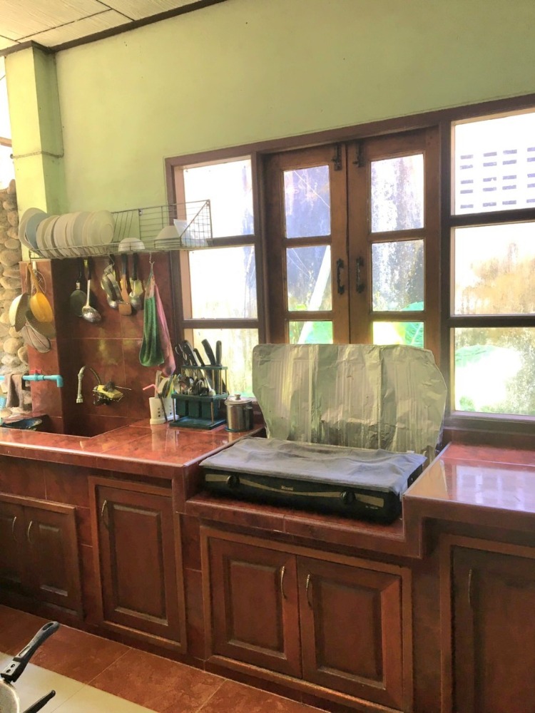 ขายบ้านนครศรีธรรมราช : ขาย บ้าน 2 ชั้น ทรงโบราณ ร่วมสมัย 102.7 ตารางวา 4 ห้องนอน 2 ห้องน้ำ ตำบล กำโลน อำเภอ ลานสกา จ.นครศรีธรรมราช ทางไป หมู่บ้านคีรีวง อากาศดีที่สุดในประเทศไทย