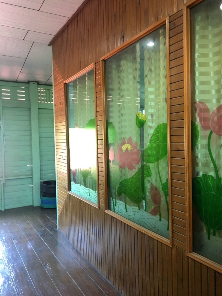 ขายบ้านนครศรีธรรมราช : ขาย บ้าน 2 ชั้น ทรงโบราณ ร่วมสมัย 102.7 ตารางวา 4 ห้องนอน 2 ห้องน้ำ ตำบล กำโลน อำเภอ ลานสกา จ.นครศรีธรรมราช ทางไป หมู่บ้านคีรีวง อากาศดีที่สุดในประเทศไทย