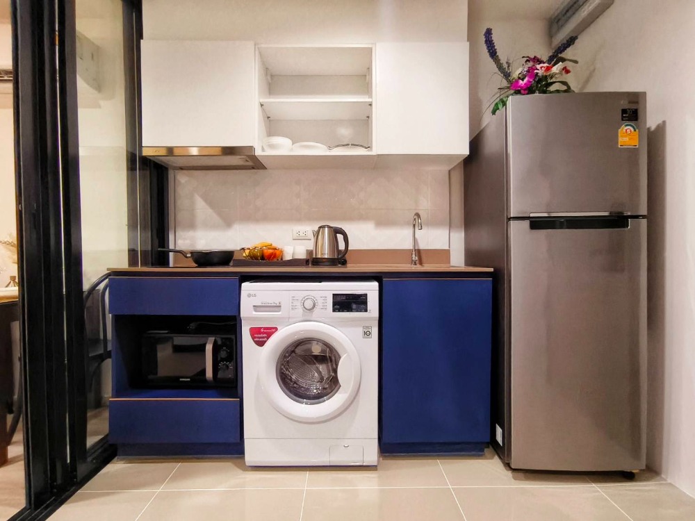 ขายคอนโดภูเก็ต : เดอะเบส เซ็นทรัล Condo for Sale in Town, Phuket