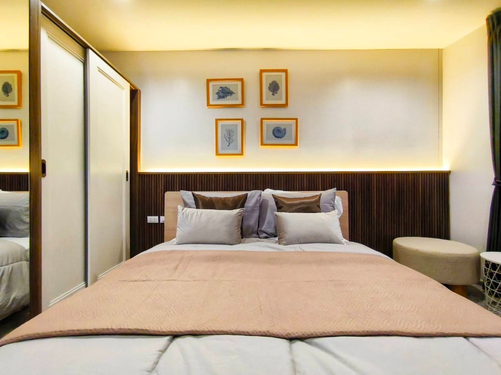 ขายคอนโดภูเก็ต : เดอะเบส เซ็นทรัล Condo for Sale in Town, Phuket