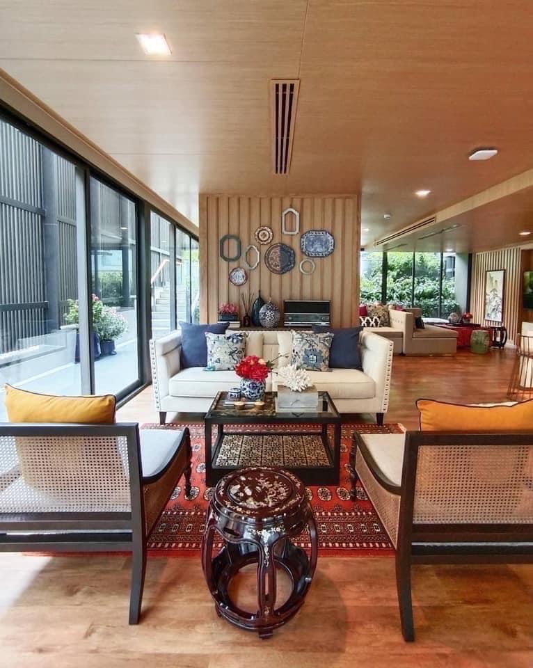 ขายคอนโดภูเก็ต : เดอะเบส เซ็นทรัล Condo for Sale in Town, Phuket