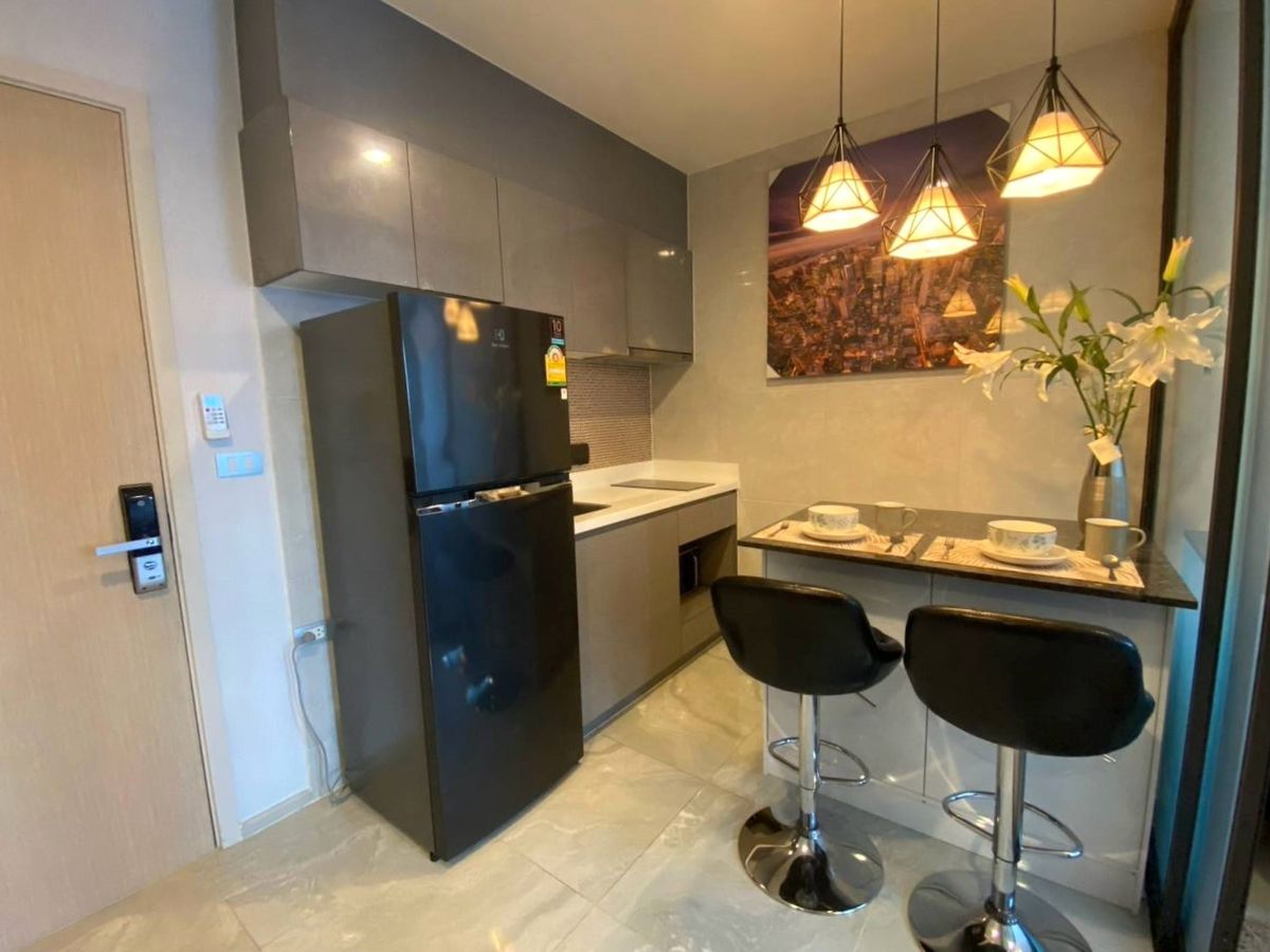 ให้เช่าคอนโดพระราม 9 เพชรบุรีตัดใหม่ RCA : Rhythm Asoke 2 🚄 MRT พระราม 9   |  📞 Line:@pukkhome (with @ )