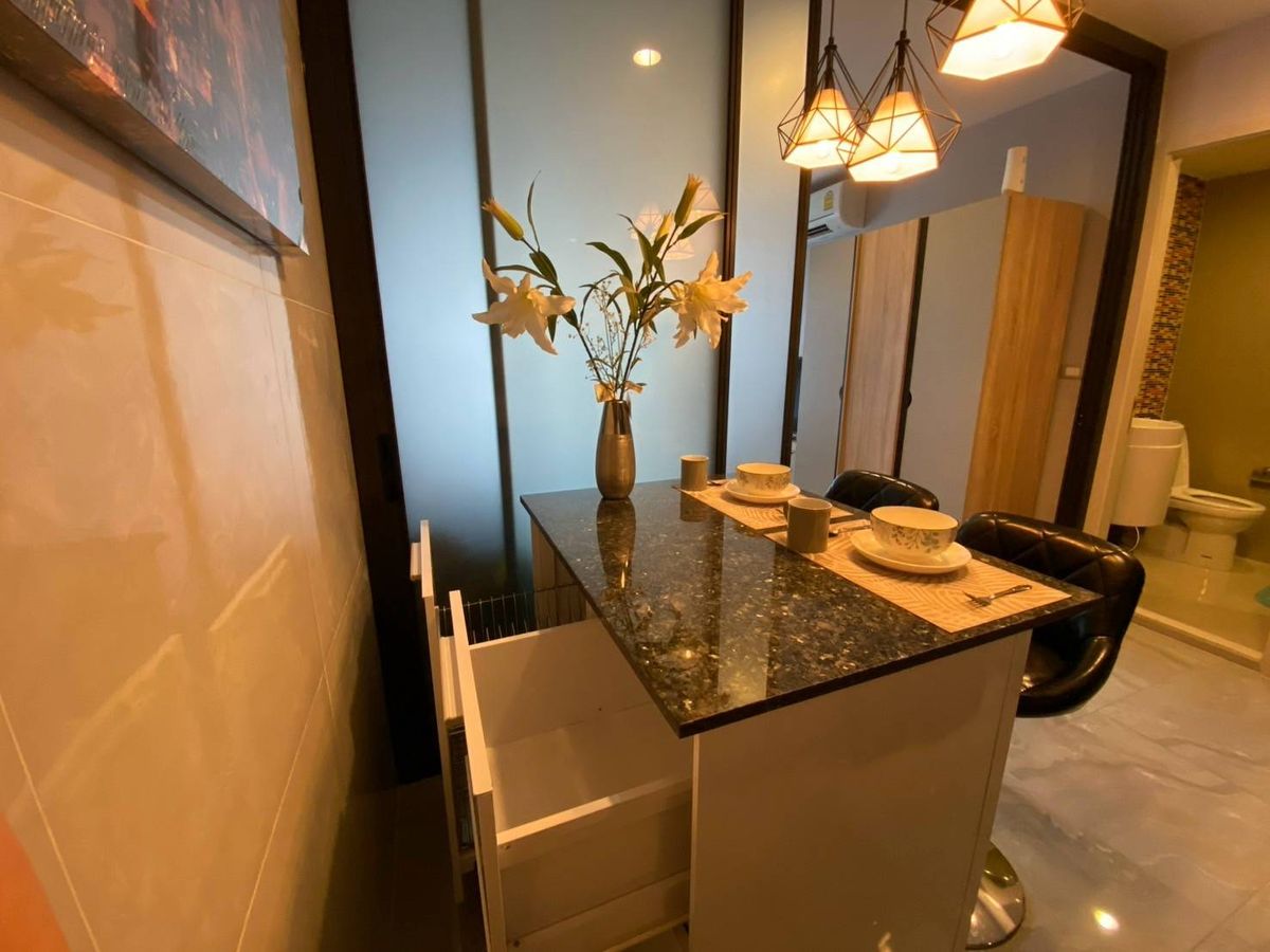 ให้เช่าคอนโดพระราม 9 เพชรบุรีตัดใหม่ RCA : Rhythm Asoke 2 🚄 MRT พระราม 9   |  📞 Line:@pukkhome (with @ )