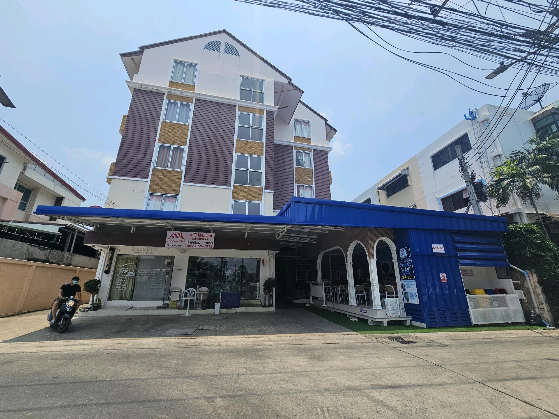 ให้เช่าร้านค้า/ตลาดนัดโชคชัย4 ลาดพร้าว71 : ให้เช่าร้านค้า, ร้านทำเล็บ, สำนักงาน, รีดผ้า,SME, รับ-ส่งสินค้า