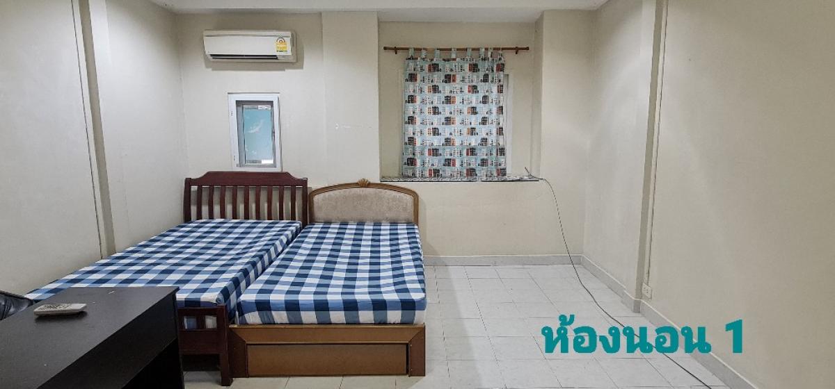 For RentTownhomeNawamin, Ramindra : Rent a house number 5, Soi Suan Siam, near the Pink Line, near the Fashion Island market. There are more than 10 parking spaces in the alley.