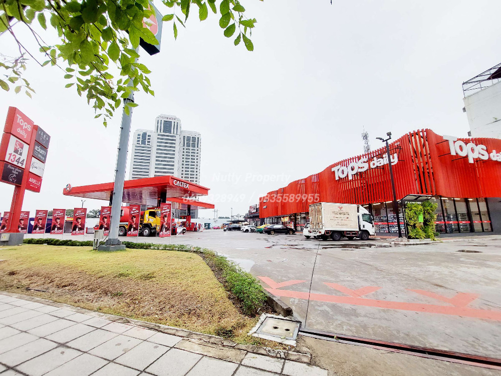 For SaleCondoPattanakan, Srinakarin : City-view Penthouse on Srinakarin Road, near two BTS lines – Regent Srinakarin Tower