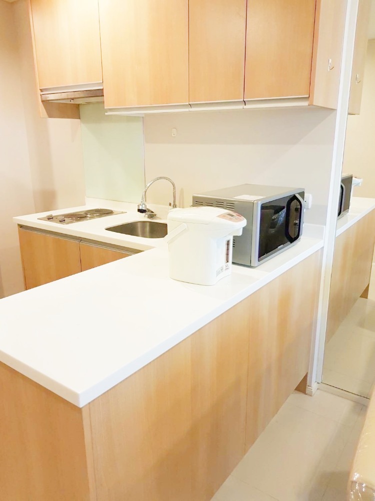 ขายคอนโดพระราม 9 เพชรบุรีตัดใหม่ RCA : ขาย Villa Asoke (วิลล่า อโศก) 48 ตรม. ชั้น 15 1 ห้องนอน สภาพเยี่ยม ตกแต่งครบ