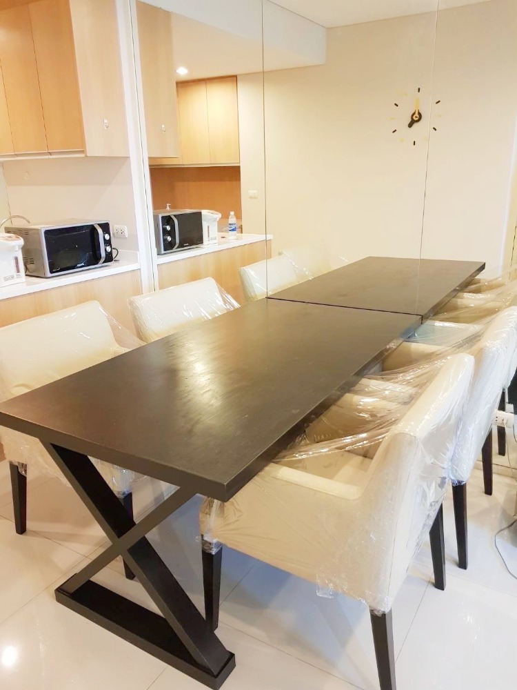 ขายคอนโดพระราม 9 เพชรบุรีตัดใหม่ RCA : ขาย Villa Asoke (วิลล่า อโศก) 48 ตรม. ชั้น 15 1 ห้องนอน สภาพเยี่ยม ตกแต่งครบ