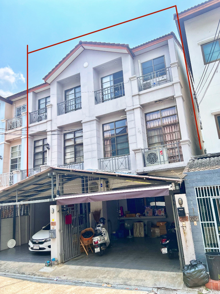 For SaleTownhomeOnnut, Udomsuk : Townhouse Onnut next to Lotus Onnut: 20 Sq.wah 200sqm 3bed 3bath 11,900,000 Am: 0656199198