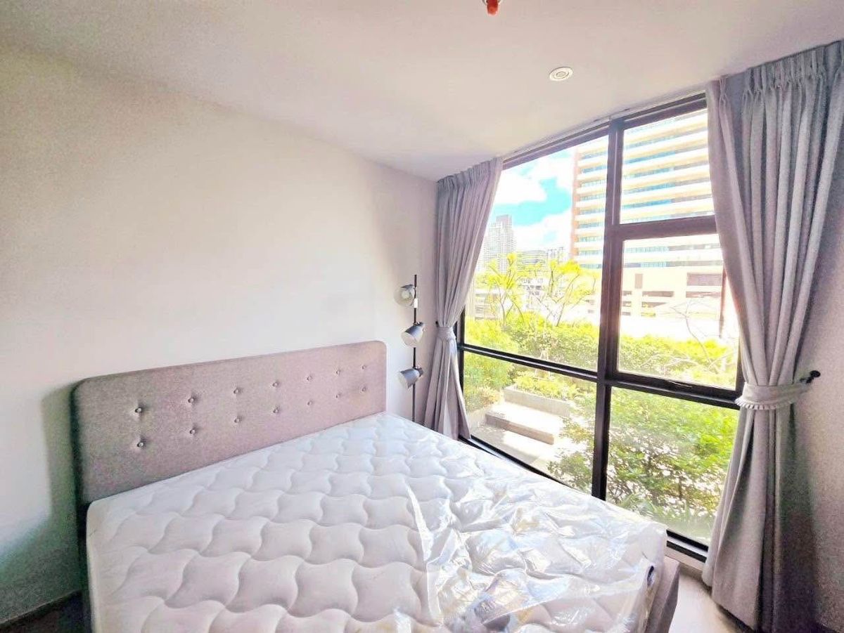 For RentCondoSukhumvit, Asoke, Thonglor : ★ Rhythm Ekkamai ★ 35 sq m., 8th floor (1 bedroom), ★ near BTS Ekkamai ★ near Parklane Ekkamai ★ many amenities ★ Complete electrical appliances