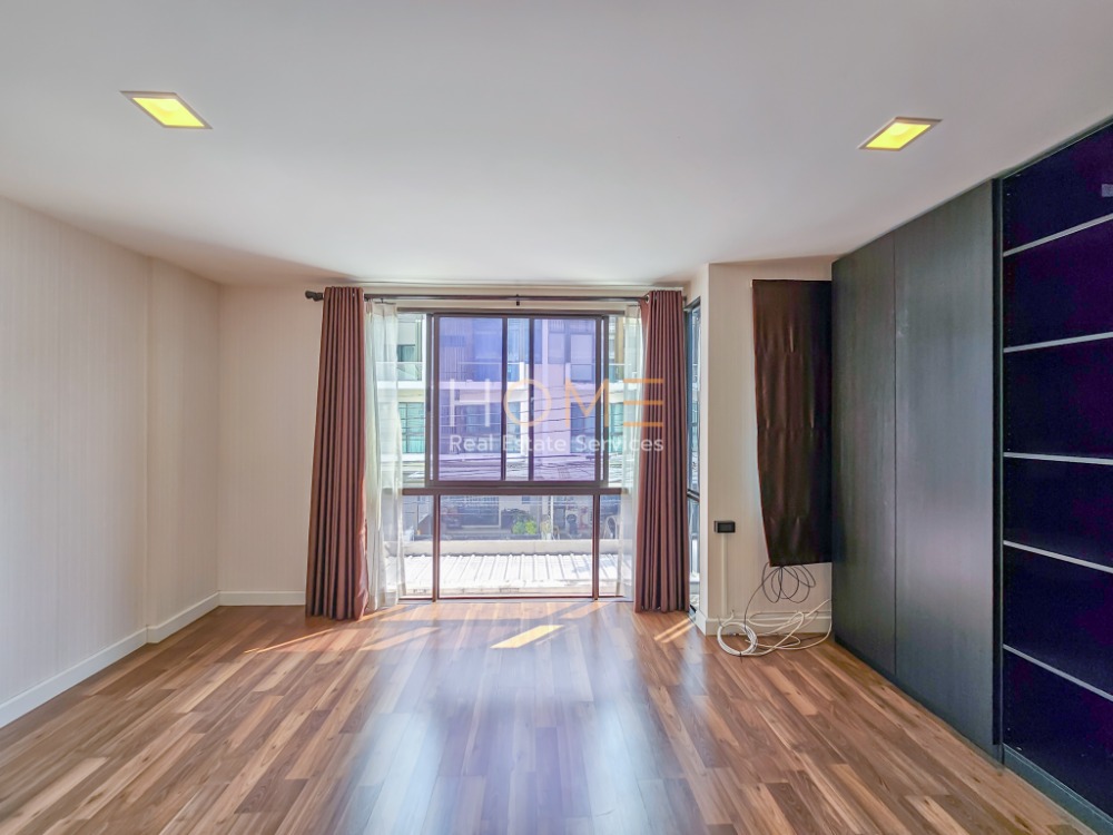 ขายทาวน์โฮมนวมินทร์ รามอินทรา : ทาวน์โฮม เดอะ เทอเรส รามอินทรา 65 / 3 ห้องนอน (ขาย), The Terrace Ramintra 65 / Townhome 3 Bedrooms (FOR SALE) TAN559