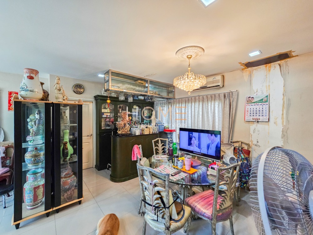 For SaleHouseNawamin, Ramindra : Best value price ✨ Single house Golden Prestige Watcharapol - Sukhapiban 5 / 6 bedrooms (for sale), Golden Prestige Watcharapol - Sukhapiban 5 / Detached House 6 Bedrooms (FOR SALE) TAN597