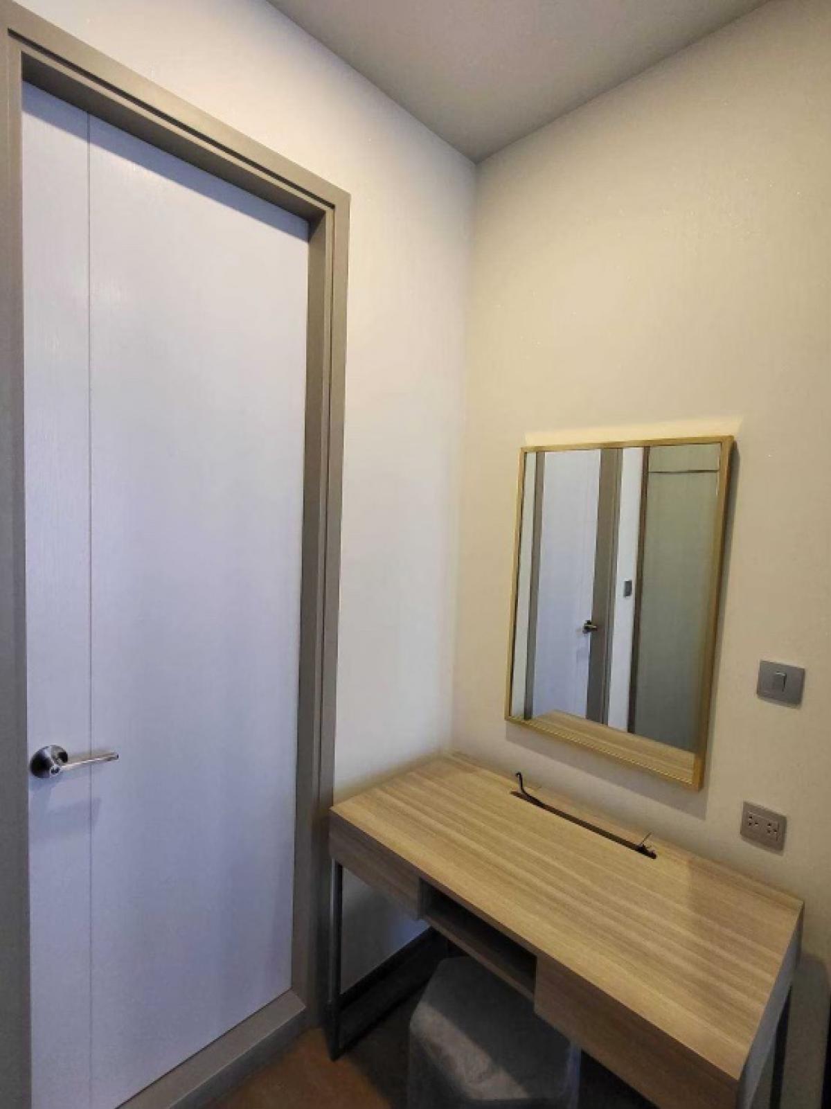 ให้เช่าคอนโดราชเทวี พญาไท : 🔥ห้องว่างพร้อมเข้าอยู่🔥🔥 ให้เช่าคอนโด 1 Bedroom with Bunk bed 29 sqm. 🔥 ใกล้ BTS พญาไท เพียง 300 เมตร ห้องใหม่ เพดานสูง ฟรี Wi-Fi