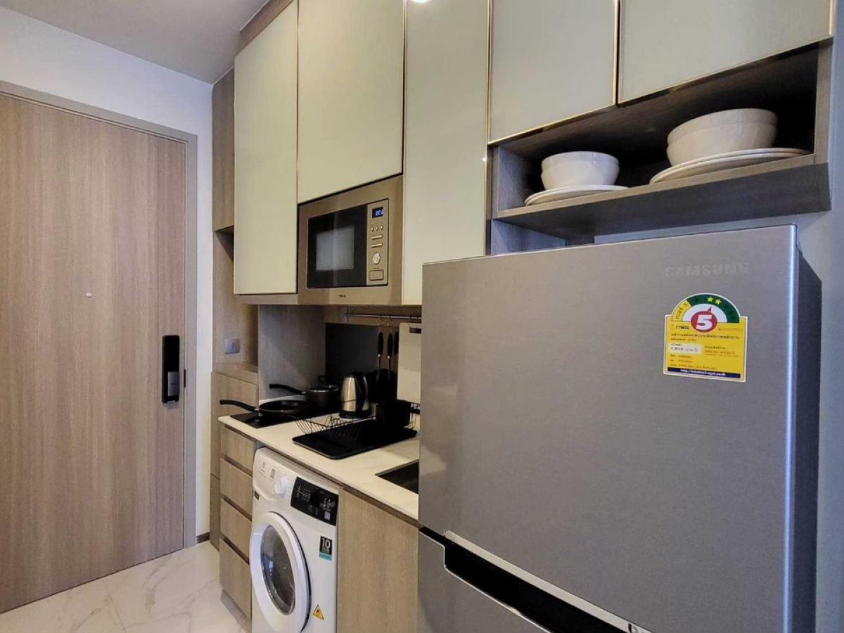 ให้เช่าคอนโดราชเทวี พญาไท : 🔥ห้องว่างพร้อมเข้าอยู่🔥🔥 ให้เช่าคอนโด 1 Bedroom with Bunk bed 29 sqm. 🔥 ใกล้ BTS พญาไท เพียง 300 เมตร ห้องใหม่ เพดานสูง ฟรี Wi-Fi