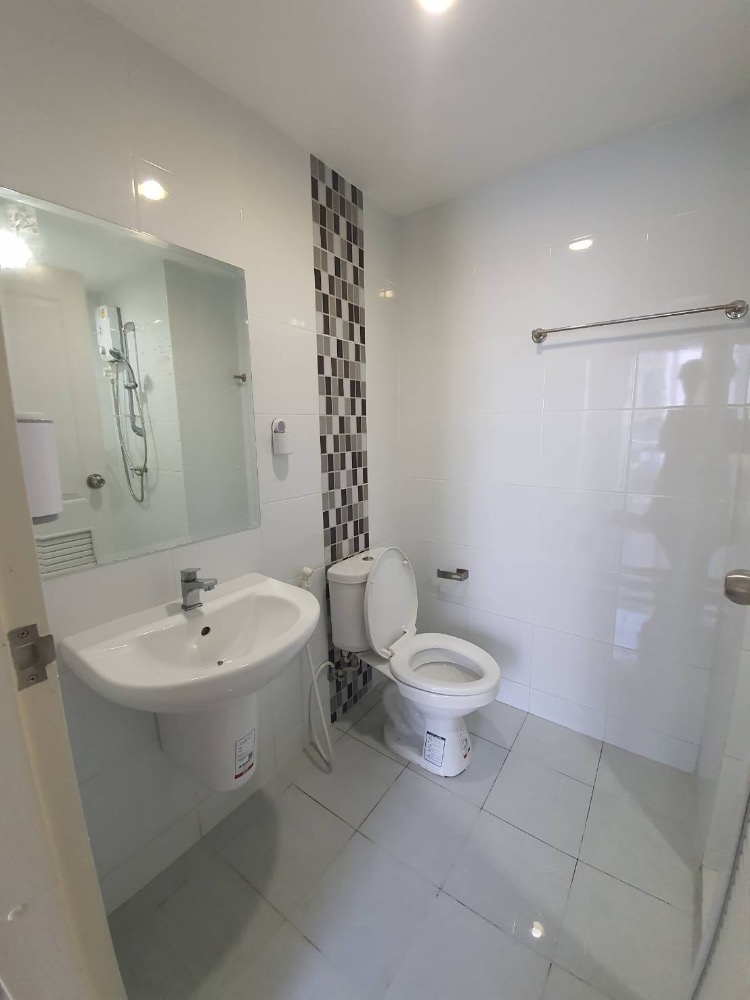 ขายคอนโดเสรีไทย-นิด้า : K-5600 ขายด่วน ! คอนโด The Niche ID เสรีไทย พร้อมอยู่