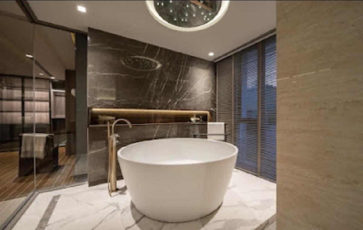 For SaleCondoSukhumvit, Asoke, Thonglor : Fynn Sukhumvit 31 - Penthouse for sale 5 Bed 5 Bath 2 Maid Rooms. 390 sq.m.