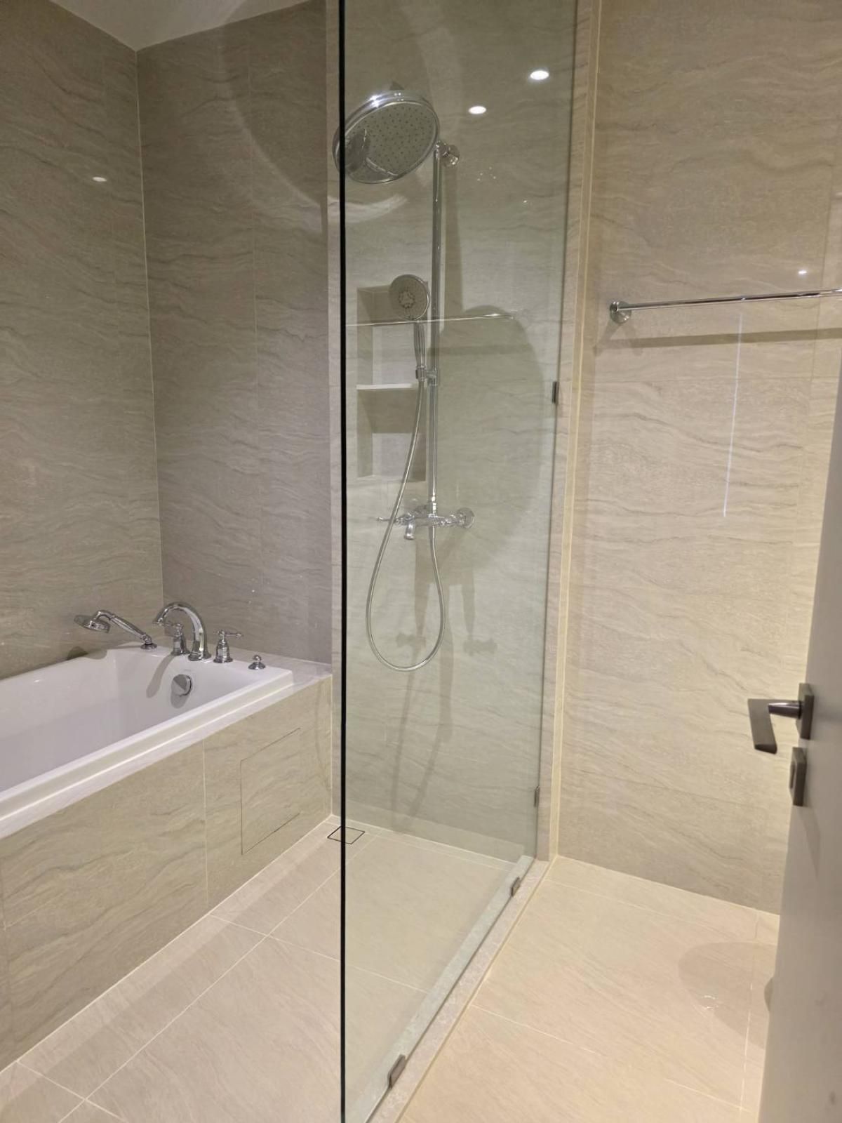 ขายคอนโดวิทยุ ชิดลม หลังสวน : ขายคอนโด  มิวนีค หลังสวน BTS-สถานีราชดำริ ลุมพินี เขต ปทุมวัน กรุงเทพ    CX-132994