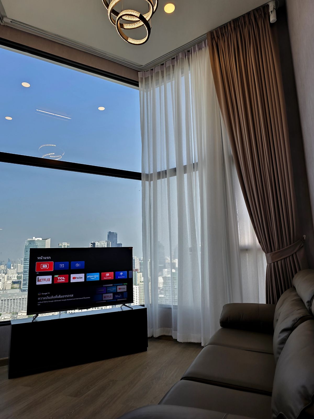 ให้เช่าคอนโดสยาม จุฬา สามย่าน : Park Origin Chula - Samyan【𝐑𝐄𝐍𝐓】🔥 ห้อง 2 ชั้น ตกแต่งสวย วิวหลักล้าน เฟอร์นิเจอร์ครบ ใกล้ MRT สามย่าน  🔥 ติดต่อไลน์ไอดี: @hacondo