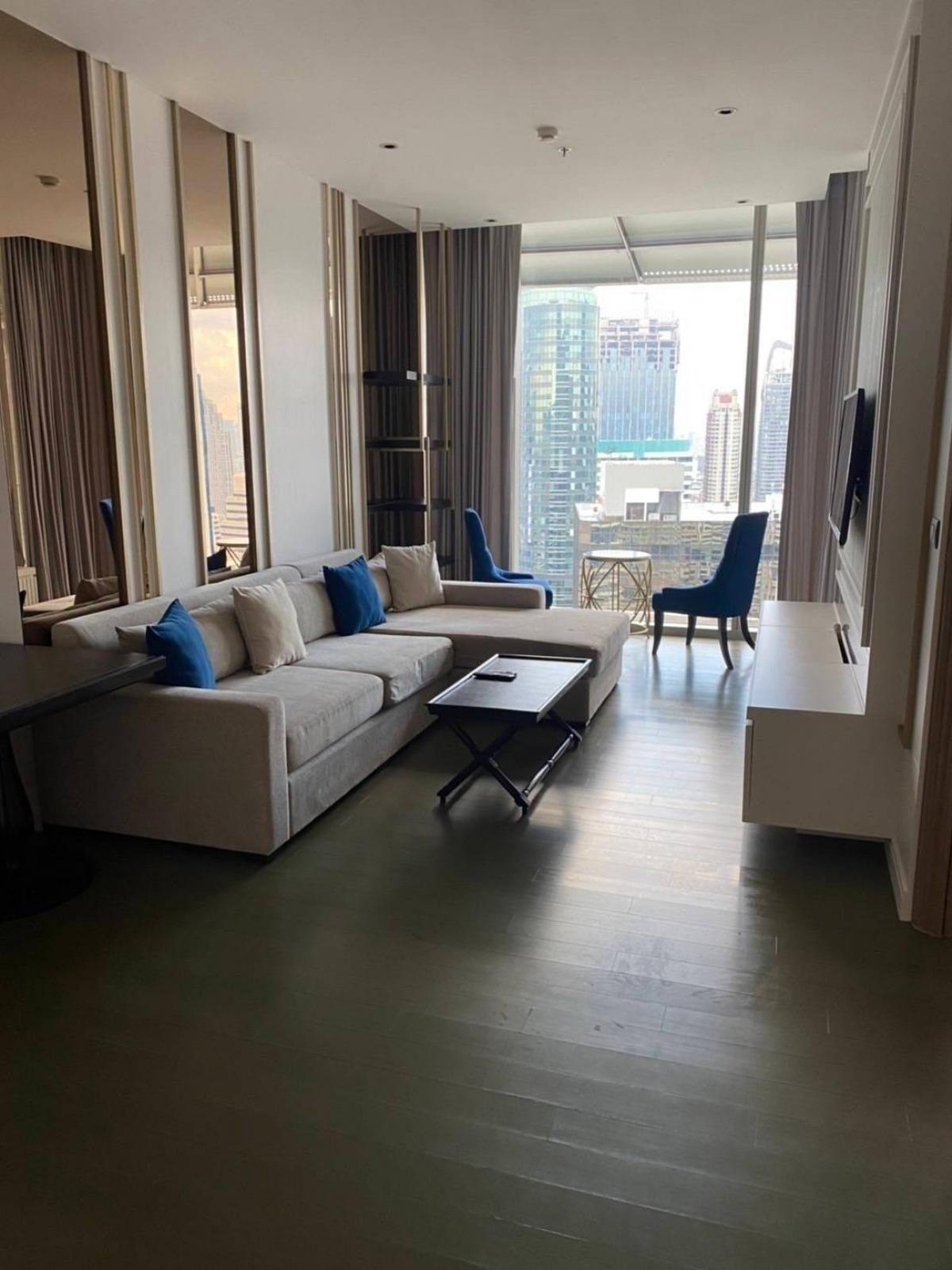 ให้เช่าคอนโดวิทยุ ชิดลม หลังสวน : For rent Magnolia ratchadamri 1 bedroom 50sqm rent fee 55,000 per month rainy 0818895470