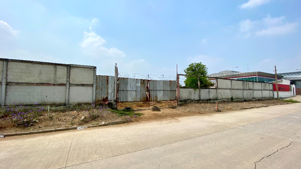 ให้เช่าที่ดินปทุมธานี รังสิต ธรรมศาสตร์ : ที่ดินให้เช่า 2 ไร่ ล้อมรั้วแล้ว ถมดินพร้อมใช้งาน ถ.หทัษราฎร์ 63 แยก 4 ลำลูกกา ปทุมธานี ทำโกดัง สำนักงาน ได้หมด