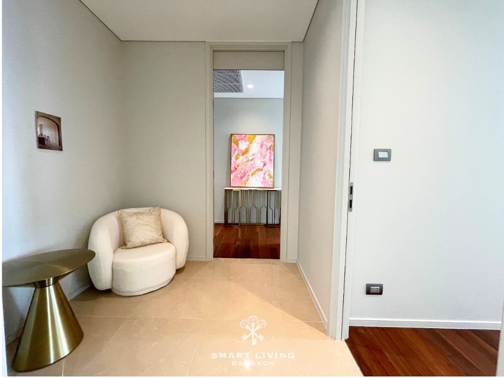 ให้เช่าคอนโดวิทยุ ชิดลม หลังสวน : คอนโดหรูให้เช่าและขาย The Residences at Sindhorn Kempinski หลังสวน ใจกลางเมือง ขนาดกว้าง 356 ตร.ม 5 ห้องนอน 7 ห้องน้ำ เหมาะสำหรับนักลงทุนและผู้มองหาคอนโดพรีเมียม Bangkok