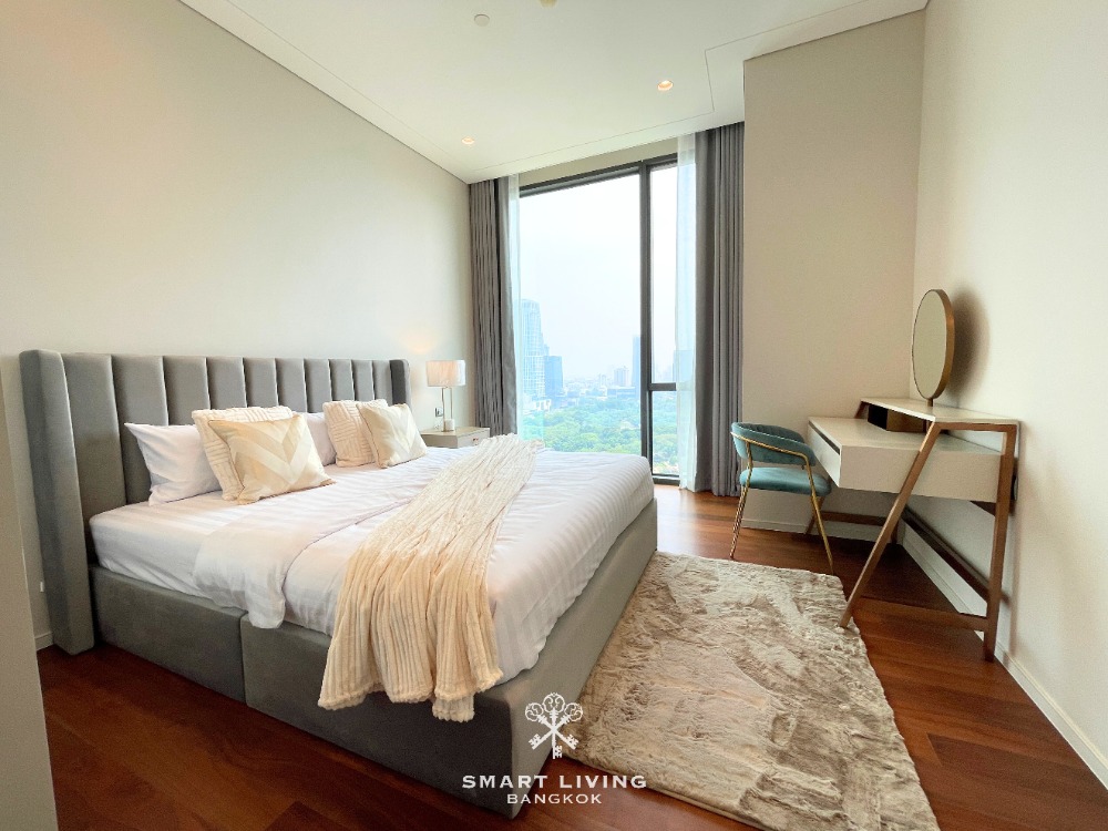 ให้เช่าคอนโดวิทยุ ชิดลม หลังสวน : คอนโดหรูให้เช่าและขาย The Residences at Sindhorn Kempinski หลังสวน ใจกลางเมือง ขนาดกว้าง 356 ตร.ม 5 ห้องนอน 7 ห้องน้ำ เหมาะสำหรับนักลงทุนและผู้มองหาคอนโดพรีเมียม Bangkok