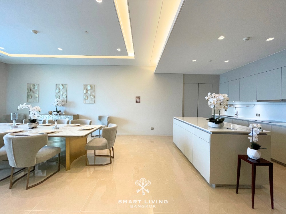ให้เช่าคอนโดวิทยุ ชิดลม หลังสวน : คอนโดหรูให้เช่าและขาย The Residences at Sindhorn Kempinski หลังสวน ใจกลางเมือง ขนาดกว้าง 356 ตร.ม 5 ห้องนอน 7 ห้องน้ำ เหมาะสำหรับนักลงทุนและผู้มองหาคอนโดพรีเมียม Bangkok