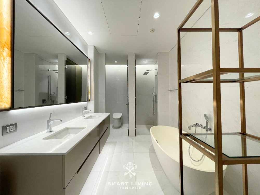 ให้เช่าคอนโดวิทยุ ชิดลม หลังสวน : คอนโดหรูให้เช่าและขาย The Residences at Sindhorn Kempinski หลังสวน ใจกลางเมือง ขนาดกว้าง 356 ตร.ม 5 ห้องนอน 7 ห้องน้ำ เหมาะสำหรับนักลงทุนและผู้มองหาคอนโดพรีเมียม Bangkok