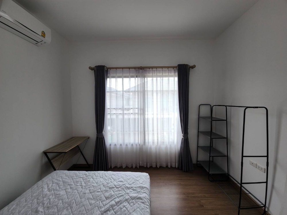 ให้เช่าบ้านนนทบุรี บางใหญ่ บางบัวทอง : ให้เช่าบ้านเดี่ยว เสนา วิลเลจ วงแหวน - บางบัวทอง ใกล้ ดูโฮม บางบัวทอง เพียง 1 นาที