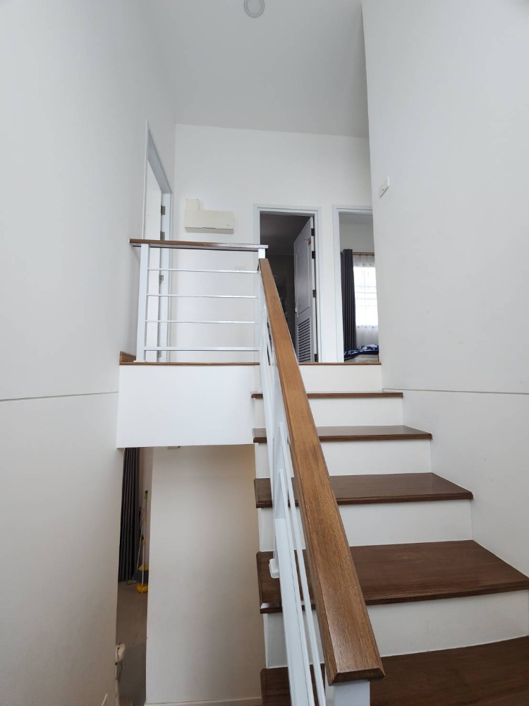 ให้เช่าบ้านนนทบุรี บางใหญ่ บางบัวทอง : ให้เช่าบ้านเดี่ยว เสนา วิลเลจ วงแหวน - บางบัวทอง ใกล้ ดูโฮม บางบัวทอง เพียง 1 นาที