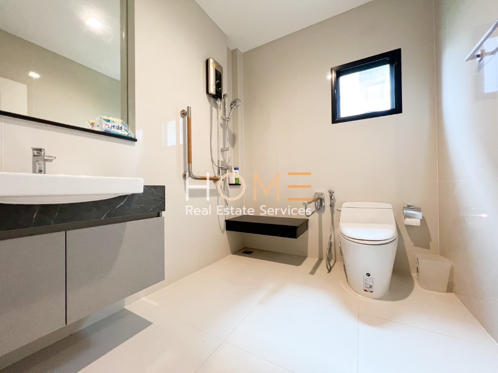 ขายบ้านเอกชัย บางบอน : บ้านเดี่ยว แกรนด์ บางกอก บูเลอวาร์ด สาทร / 5 ห้องนอน (ขาย), Grand Bangkok Boulevard Sathorn / Detached House 5 Bedrooms (FOR SALE) BALL306 