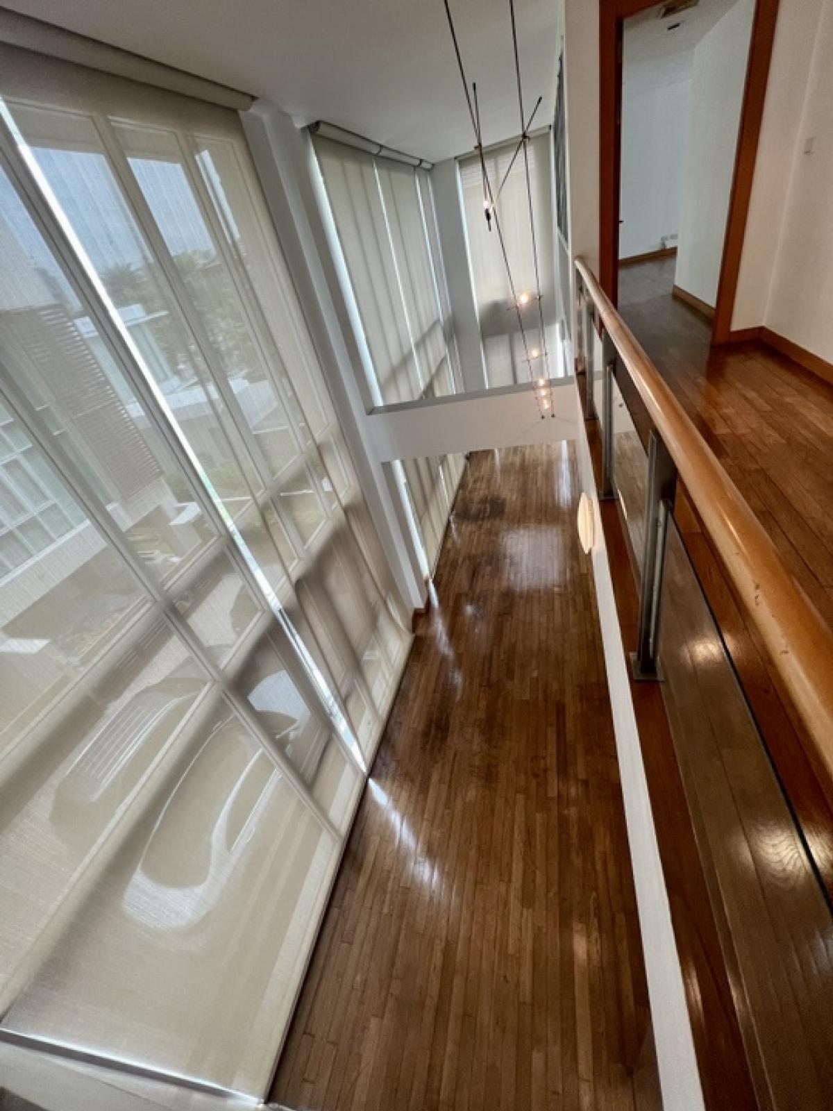 ขายบ้านสุขุมวิท อโศก ทองหล่อ : 📢👇 Luxury 5-storeys , 2 combine house  for sale , with in-house lift, layout functional , 2 double volume living room1 hometheatre, 1 work-out room with jacuzzi