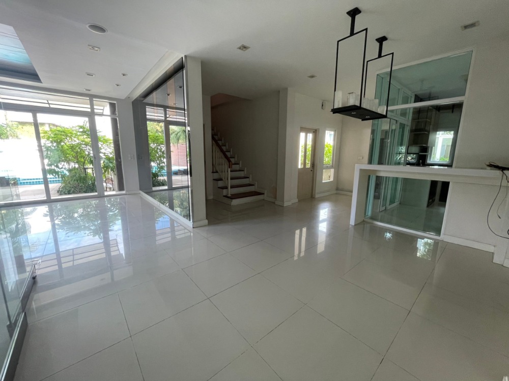 For SaleHousePinklao, Charansanitwong : Urgent sale, beautiful 2-story house, 72.10 sq m, Casa Legend Ratchaphruek-Pinklao Village.