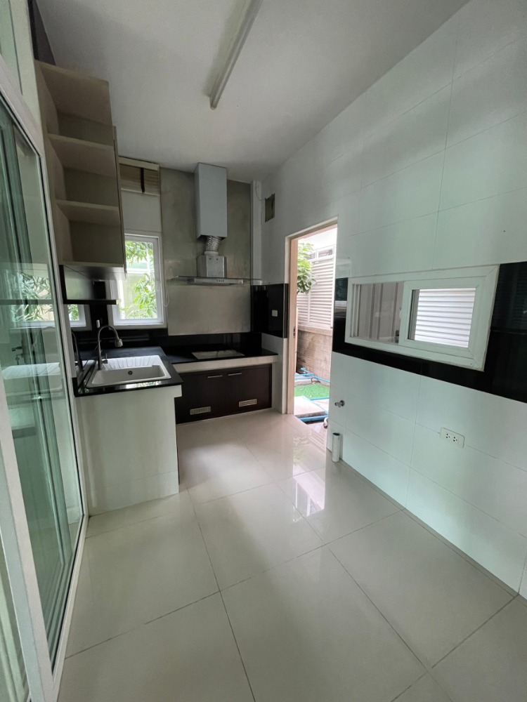 For SaleHousePinklao, Charansanitwong : Urgent sale, beautiful 2-story house, 72.10 sq m, Casa Legend Ratchaphruek-Pinklao Village.