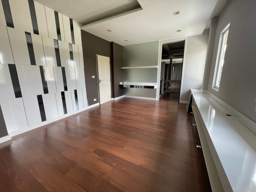 For SaleHousePinklao, Charansanitwong : Urgent sale, beautiful 2-story house, 72.10 sq m, Casa Legend Ratchaphruek-Pinklao Village.