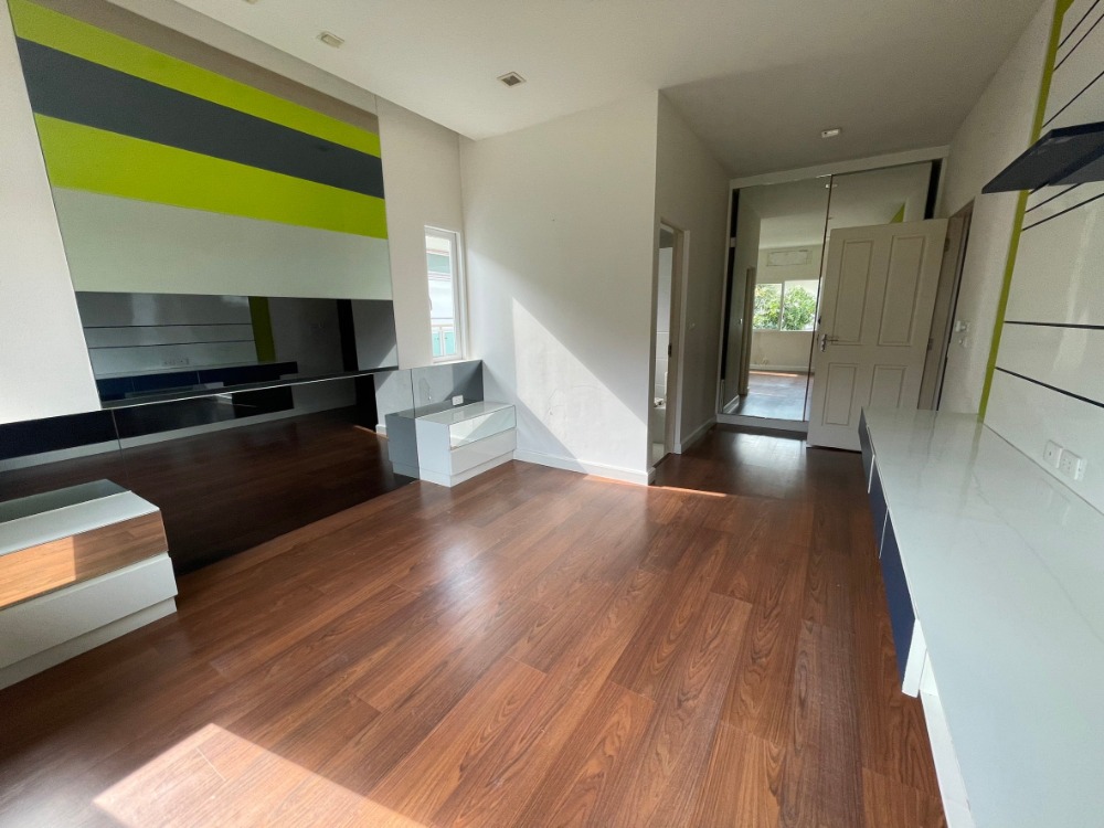 For SaleHousePinklao, Charansanitwong : Urgent sale, beautiful 2-story house, 72.10 sq m, Casa Legend Ratchaphruek-Pinklao Village.