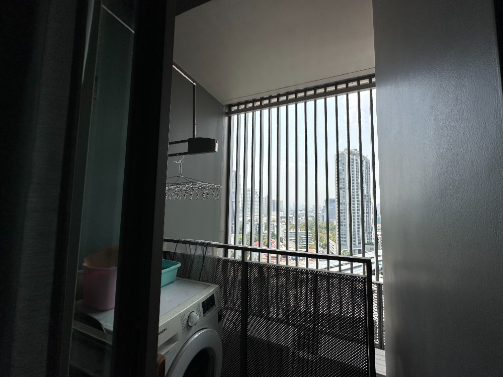 For RentCondoOnnut, Udomsuk : Condo for rent THE ROOM Sukhumvit 69 *near BTS Phra Khanong*