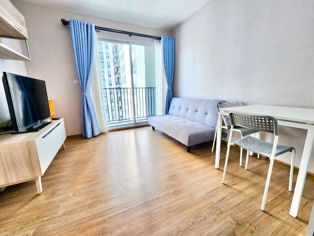 For RentCondoSathorn, Narathiwat : fuse chan sathorn room size 35 sq m - 1 bedroom, 1 bathroom - on the 14th floor - fully furnished