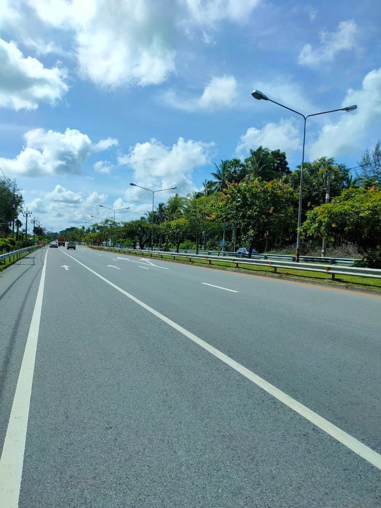 For SaleLandPhuket : 126 rai of vacant land, cheap price in Phuket