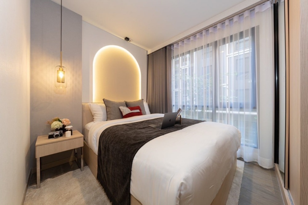 For RentCondoSathorn, Narathiwat : The Shade Sathorn 1【𝐑𝐄𝐍𝐓】🔥Urgent!! The most luxurious room in the heart of the city, Sathorn - Rama IV area, fully furnished, very good price!!🔥 Contact Line ID: @hacondo