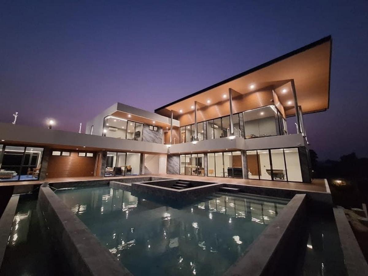 ขายบ้านปากช่อง เขาใหญ่ : 📢👇ขาย บ้านเพิ่งสร้างเสร็จใหม่  (เมษายน 67) วิวเขา 360 องศา พร้อมสระว่ายน้ำ ระบบเกลือ ตั้งอยู่ในพื้นที่ ที่อากาศดี ตลอดปี (กุดคล้า) บ้านหลังใหญ่ พื้นที่ใหญ่ ตกแต่งครบ พร้อมเข้าอยู่