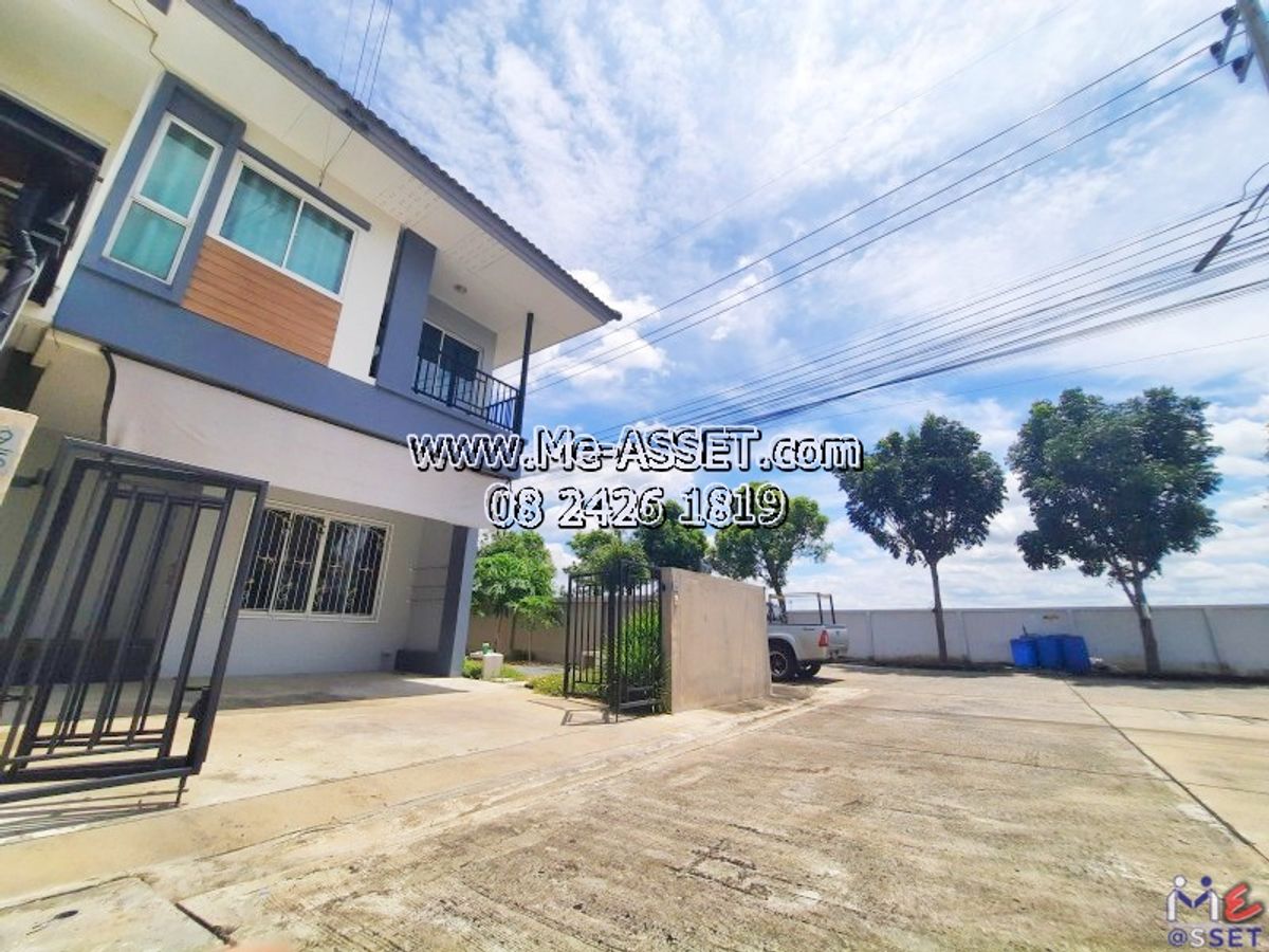 For SaleTownhomePathum Thani,Rangsit, Thammasat : Selling and renting townhomes behind the corner of the Phra Udom Canal Soi Wat Tha Kwian, Khlong Bang Phai, Thong Sa-at Temple, Lat Lum Kaeo: Ban Suan Thanakarn University: 2 floors 40.2 sq.w.: Code NN-91330