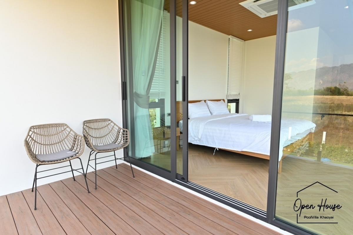 ขายบ้านปากช่อง เขาใหญ่ : 📢👇ขาย บ้านใหม่  วิวเขา 360 องศา พร้อมสระว่ายน้ำ ระบบเกลือ ตั้งอยู่ในพื้นที่ ที่อากาศดี ตลอดปี (กุดคล้า) บ้านหลังใหญ่ พื้นที่ใหญ่ ตกแต่งครบ พร้อมเข้าอยู่