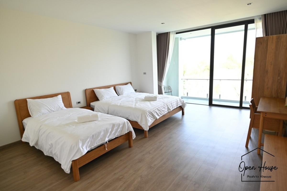 ขายบ้านปากช่อง เขาใหญ่ : 📢👇ขาย บ้านใหม่  วิวเขา 360 องศา พร้อมสระว่ายน้ำ ระบบเกลือ ตั้งอยู่ในพื้นที่ ที่อากาศดี ตลอดปี (กุดคล้า) บ้านหลังใหญ่ พื้นที่ใหญ่ ตกแต่งครบ พร้อมเข้าอยู่