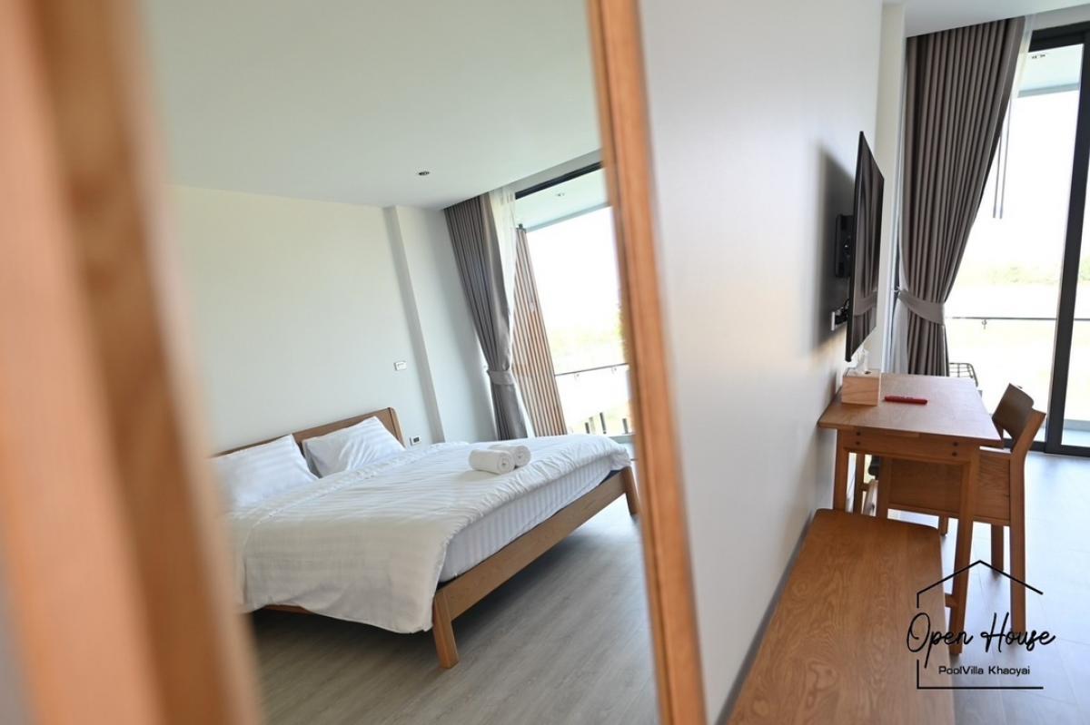 ขายบ้านปากช่อง เขาใหญ่ : 📢👇ขาย บ้านใหม่  วิวเขา 360 องศา พร้อมสระว่ายน้ำ ระบบเกลือ ตั้งอยู่ในพื้นที่ ที่อากาศดี ตลอดปี (กุดคล้า) บ้านหลังใหญ่ พื้นที่ใหญ่ ตกแต่งครบ พร้อมเข้าอยู่