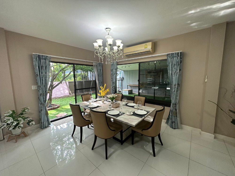 ขายบ้านพัฒนาการ ศรีนครินทร์ : บ้านเดี่ยวหลังใหญ่ บนถนนกรุงเทพกรีฑา ซอย 7