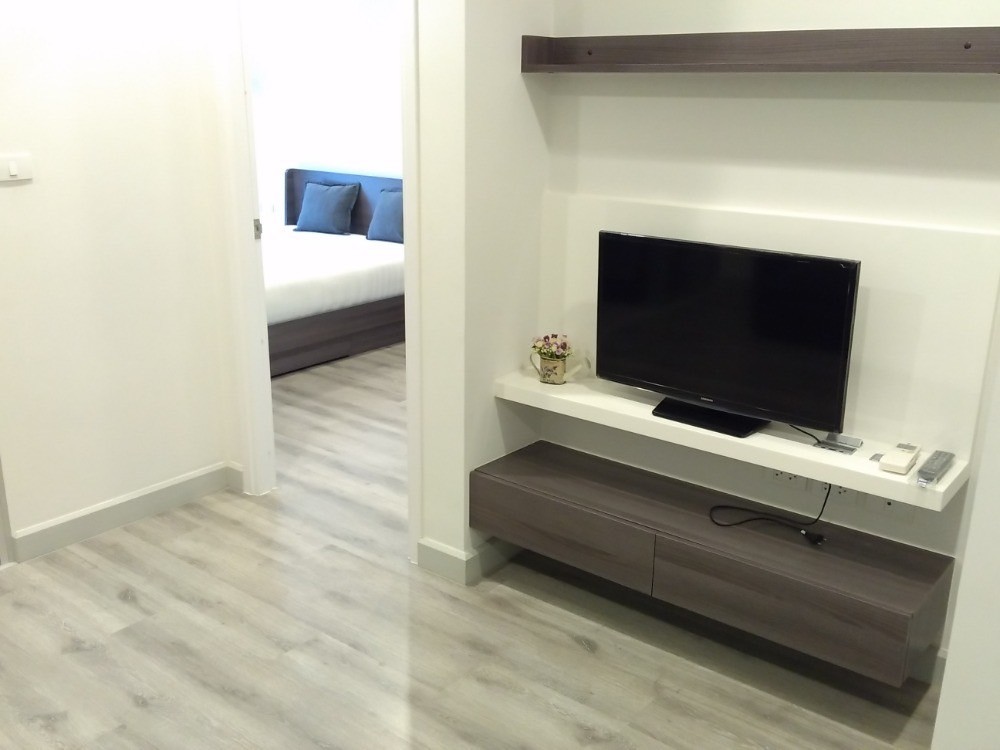 ขายคอนโดสาทร นราธิวาส : S-CTST101 ขาย คอนโด เซ็นทริค สาทร–เซนต์หลุยส์ ชั้น12 วิวโรงเรียน 38ตรม. 1นอน 1น้ำ 5.56 ล้าน 064-959-8900