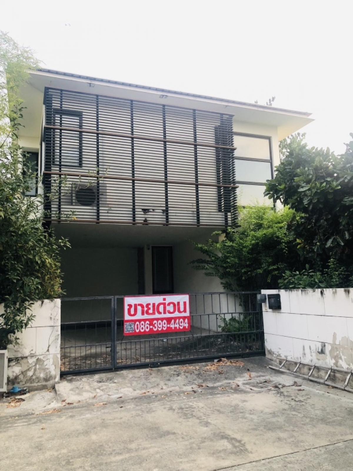 For SaleHousePattanakan, Srinakarin : Single house for sale in Senmura Village near Bearing BTS