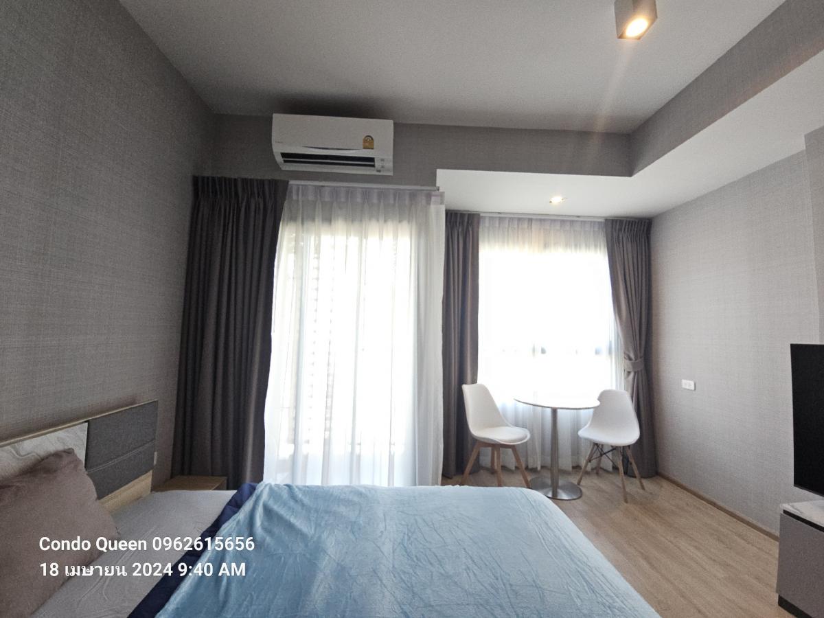 ให้เช่าคอนโดพระราม 9 เพชรบุรีตัดใหม่ RCA : Condo for RENT ** Ideo Rama 9 -Asoke  ห้องกว้าง 27 ตรม.  พร้อมอยู่@16,000  ห้องจริงพร้อมให้เข้าชมค่ะ โทรเลย  0962615656ห้องกว้าง 27 ตรม.   พร้อมอยู่ Location : Rama 9Rental Price : 16,000 BahtCondominium near MRT : Rama 9 StationCondominium Unit Size : 27