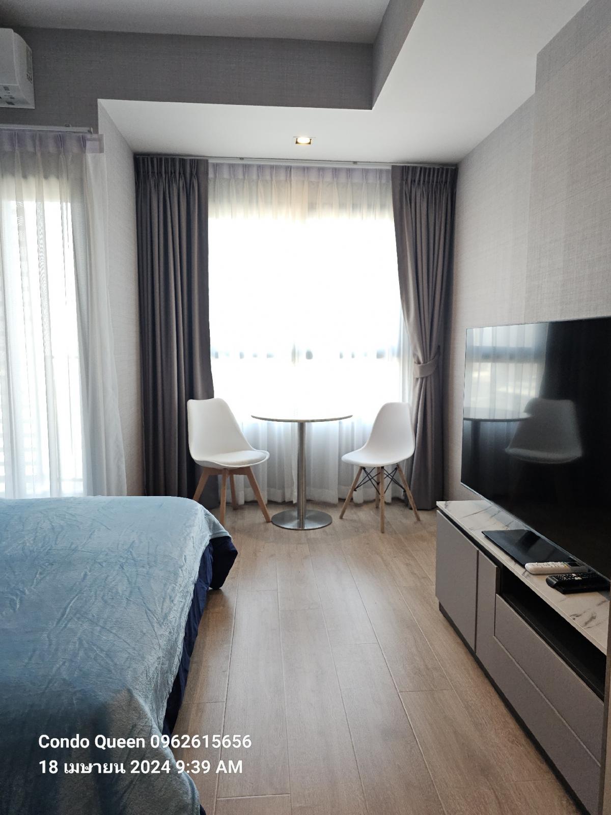 ให้เช่าคอนโดพระราม 9 เพชรบุรีตัดใหม่ RCA : Condo for RENT ** Ideo Rama 9 -Asoke  ห้องกว้าง 27 ตรม.  พร้อมอยู่@16,000  ห้องจริงพร้อมให้เข้าชมค่ะ โทรเลย  0962615656ห้องกว้าง 27 ตรม.   พร้อมอยู่ Location : Rama 9Rental Price : 16,000 BahtCondominium near MRT : Rama 9 StationCondominium Unit Size : 27